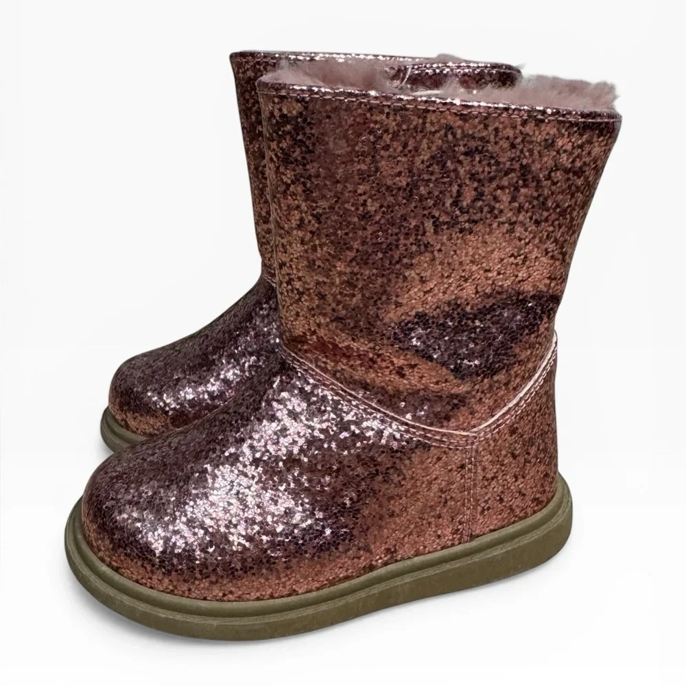 Rachel Shoes Pink Glitter Faux Fur Boots Toddler Size US 7 Water Resistant Upper